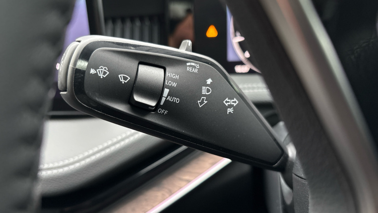 Skoda Superb 2.0 TDI 193 Laurin + Klement 4X4 5dr DSG Diesel Estate